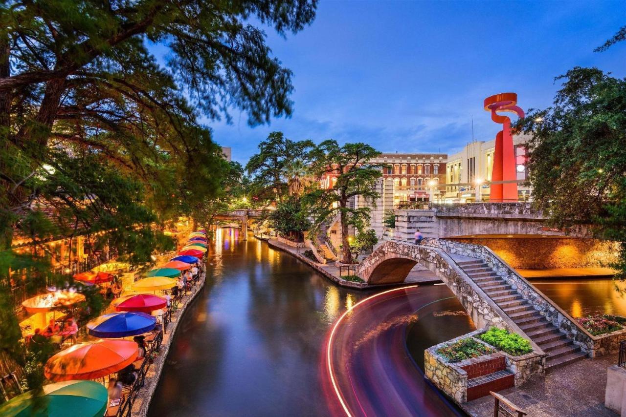 Private Hot Tub3Bd2Ba 2 Miles To Sa River Walk سان أنطونيو المظهر الخارجي الصورة